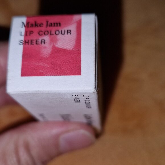 & other stories lipstick - Picture 5 of 5